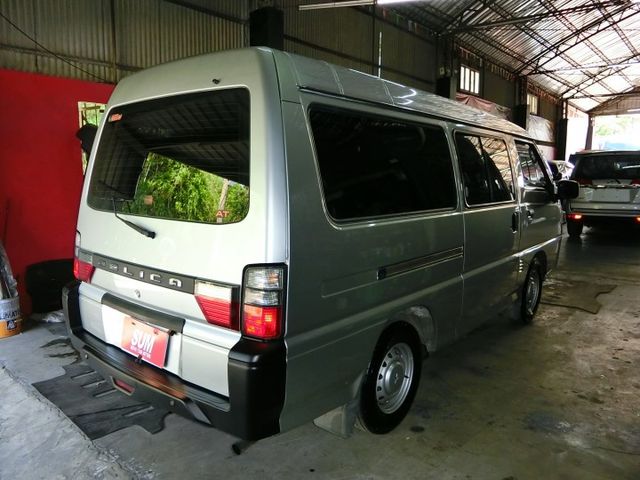 實車實價 免訂金 可全額貸 20 三菱 得利卡 自排8人座 盲點偵測 循跡 定速  第4張相片