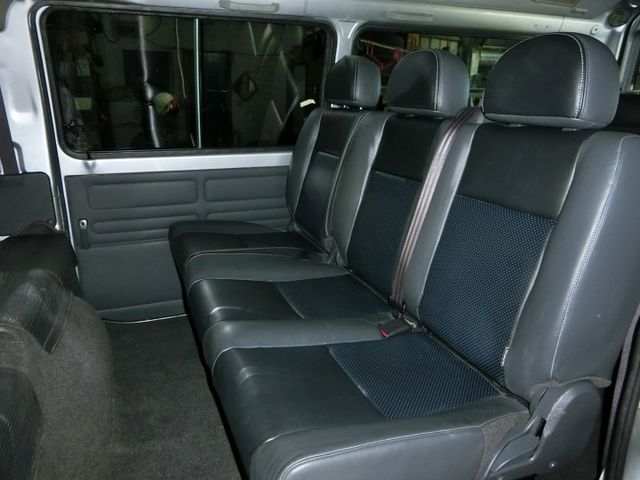 實車實價 免訂金 可全額貸 20 三菱 得利卡 自排8人座 盲點偵測 循跡 定速  第7張相片