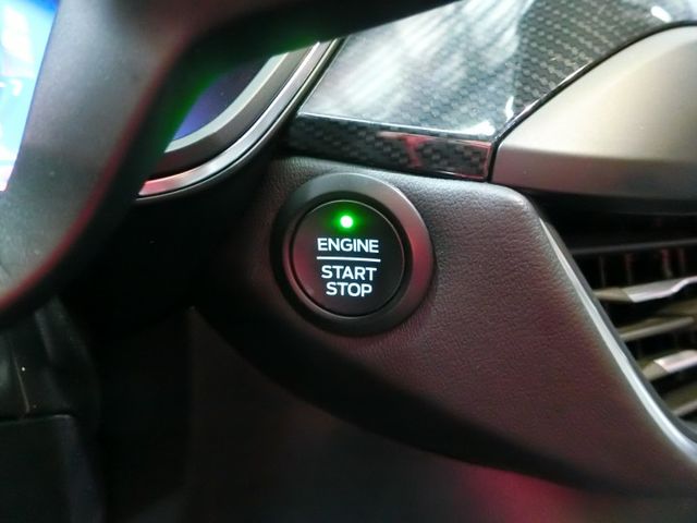 實車實價 免訂金 可全額貸 21 福特KUGA ST-Line AWD 手自排 電動腳踢尾門 環景盲點偵測 車道偏移系統  第13張相片