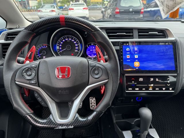 實車實價 免訂金 可全額貸 18 本田 Fit S版 盲點偵測 i-Key 快撥換檔 循跡防滑  第9張相片
