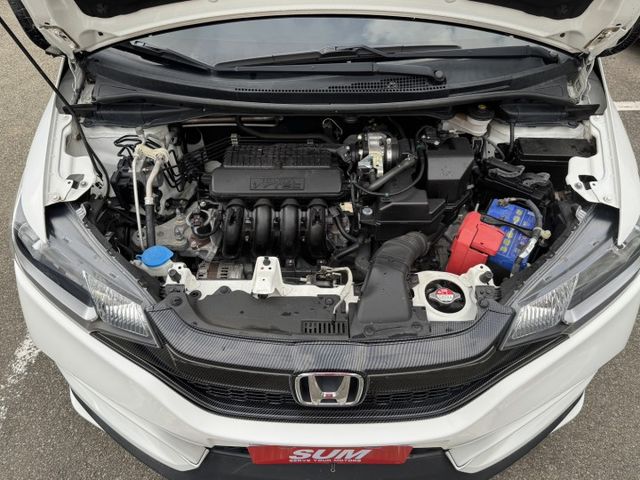 實車實價 免訂金 可全額貸 18 本田 Fit S版 盲點偵測 i-Key 快撥換檔 循跡防滑  第20張相片