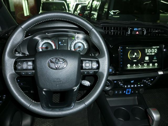 實車實價 免訂金 可全額貸 20 Toyota 海力士 4WD 柴油 環景 免鑰 ACC主動式定速 車道偏移 疲勞警示  第13張相片