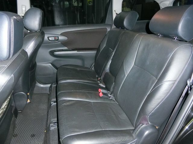 實車實價 免訂金 可全額貸 11 Toyota Wish J版 恆溫空調 液晶螢幕 衛星導航  第8張相片