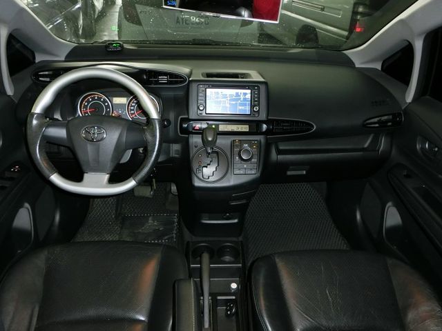 實車實價 免訂金 可全額貸 11 Toyota Wish J版 恆溫空調 液晶螢幕 衛星導航  第11張相片