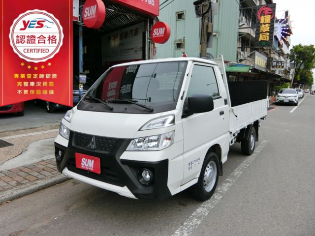 實車實價 免訂金 可全額貸 22 三菱 得利卡 框式昇降機 自排 定速 循跡防滑  第1張相片