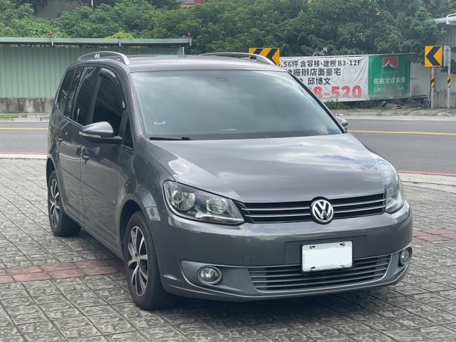 中控螢幕 倒車顯影 7人座  第2張相片