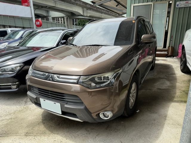 OUTLANDER  第1張相片