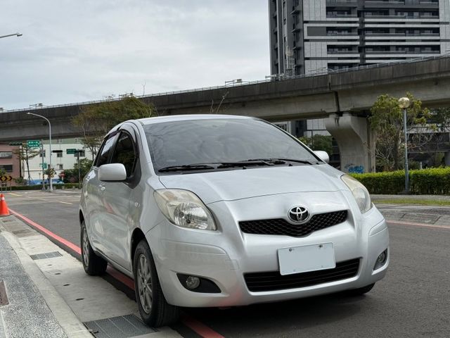 YARIS  第3張相片
