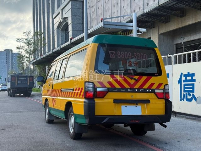 一手 漂亮車 自排  第4張相片