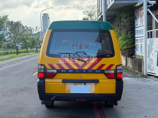 一手 漂亮車 自排  第5張相片