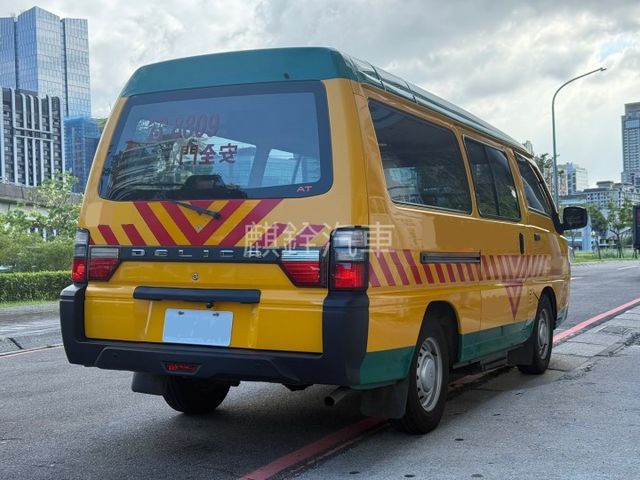 一手 漂亮車 自排  第6張相片