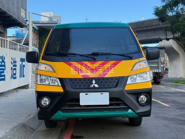 一手 漂亮車 自排  第9張相片