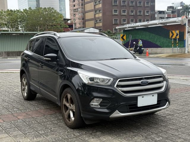 360環景，IKEY，盲點，腳踢尾門，全景天窗  第7張相片