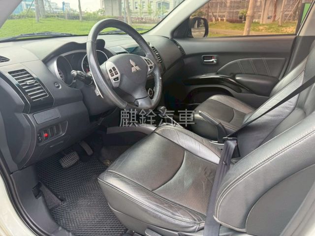 OUTLANDER  第3張相片