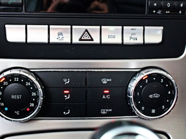 Mercedes-Benz/賓士 SLK-CLASS  第17張相片