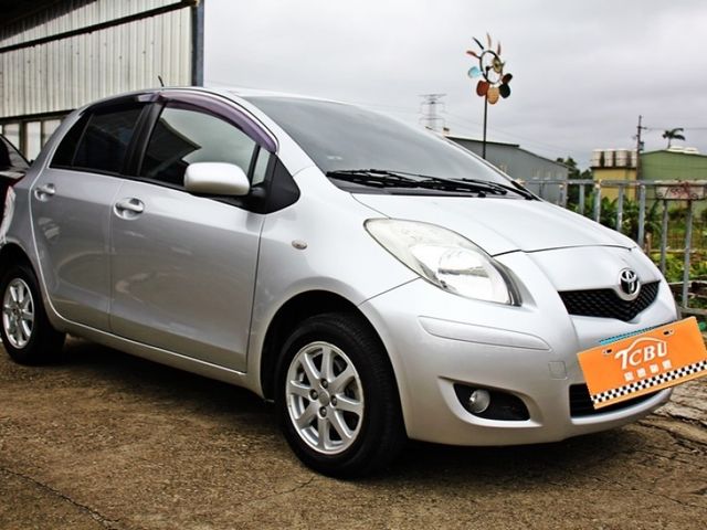 Toyota Yaris  第8張相片
