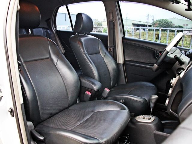Toyota Yaris  第11張相片