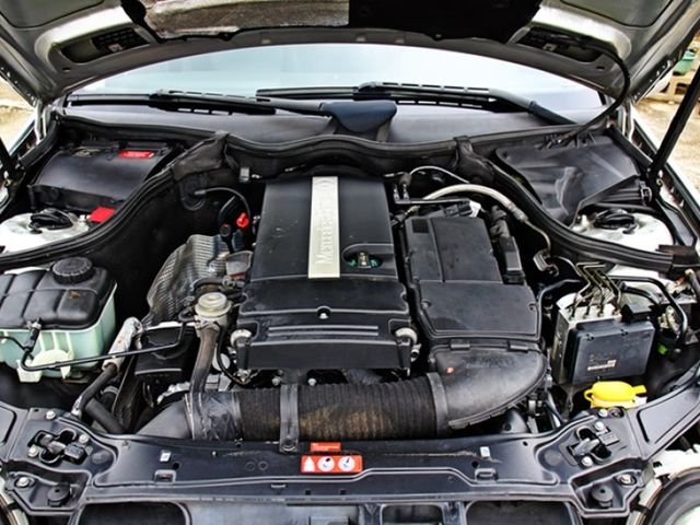 Mercedes-Benz/賓士 C230K  第4張相片