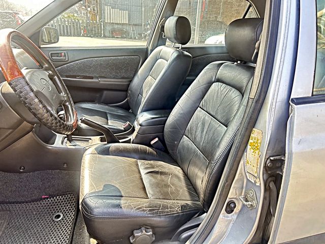 Toyota Premio  第6張相片