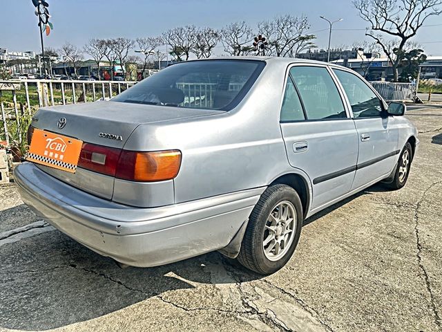 Toyota Premio  第9張相片