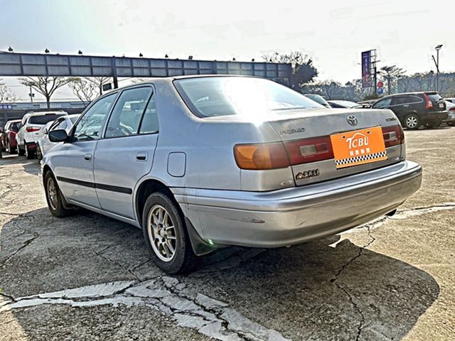 Toyota Premio  第11張相片