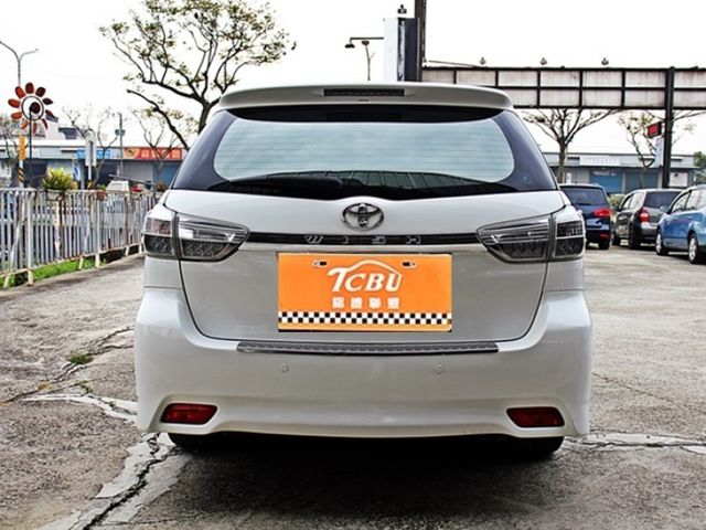 Toyota Wish  第17張相片