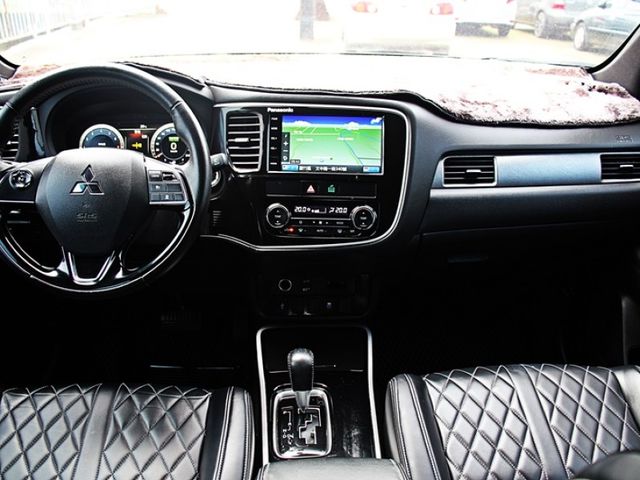 Mitsubishi Outlander  第11張相片