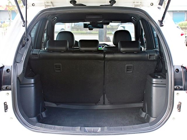 Mitsubishi Outlander  第27張相片