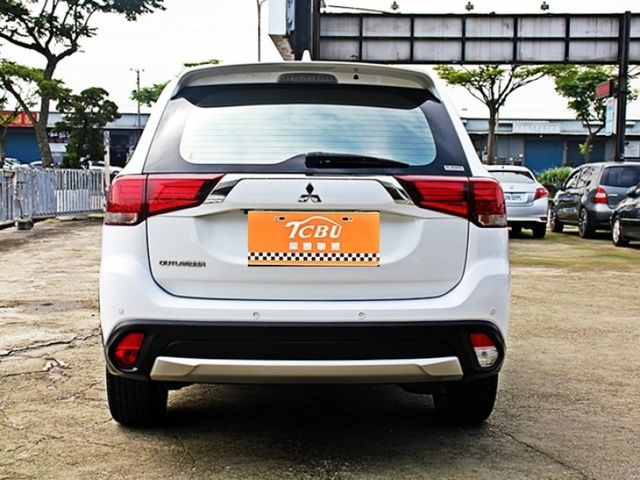 Mitsubishi Outlander  第32張相片