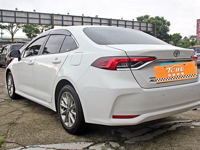 Toyota ALTIS  第21張相片