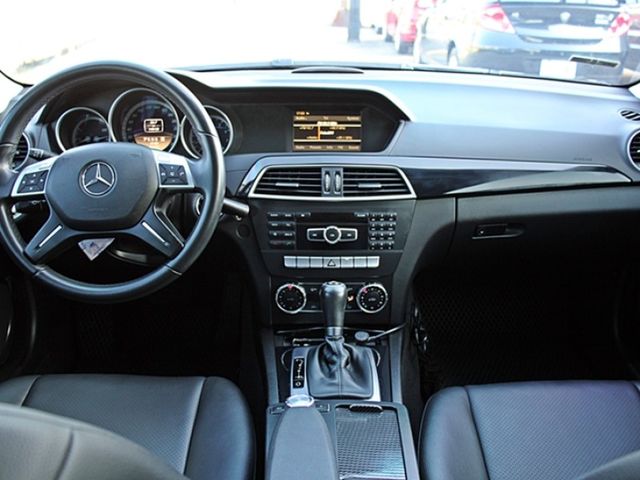 Mercedes-Benz/賓士 C200  第10張相片