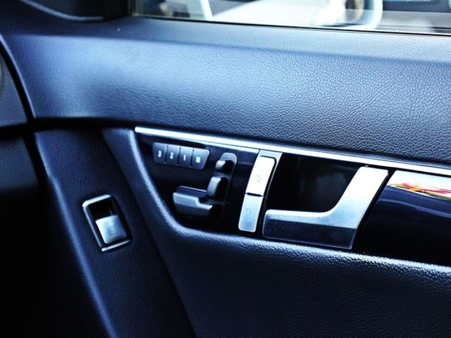 Mercedes-Benz/賓士 C200  第19張相片