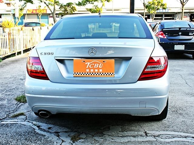 Mercedes-Benz/賓士 C200  第26張相片