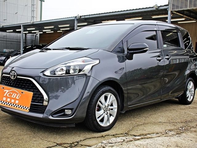Toyota SIENTA  第1張相片