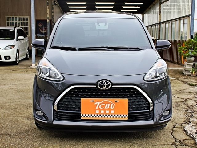 Toyota SIENTA  第3張相片