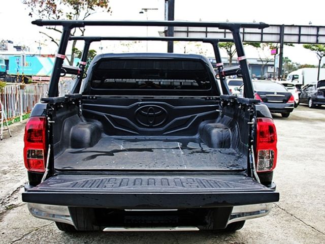 Toyota Hilux  第1張相片