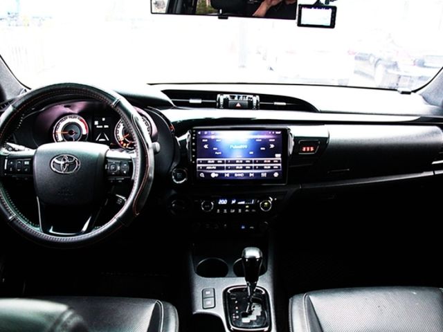 Toyota Hilux  第15張相片