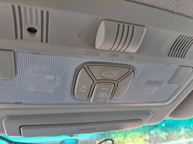 Toyota Previa  第1張相片
