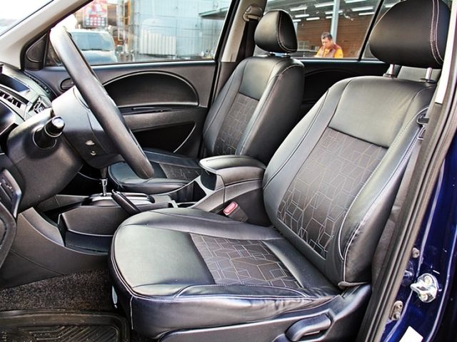 Mitsubishi Zinger  第9張相片