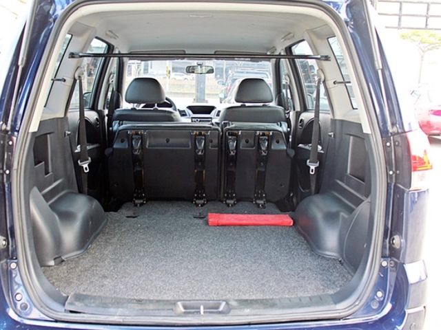 Mitsubishi Zinger  第16張相片