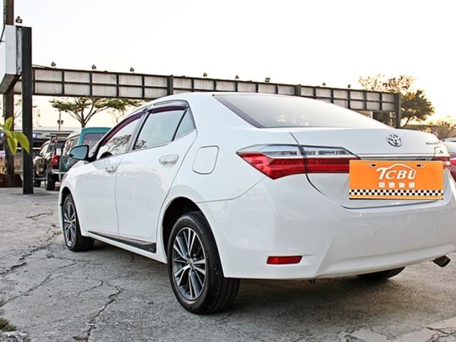 Toyota ALTIS  第1張相片