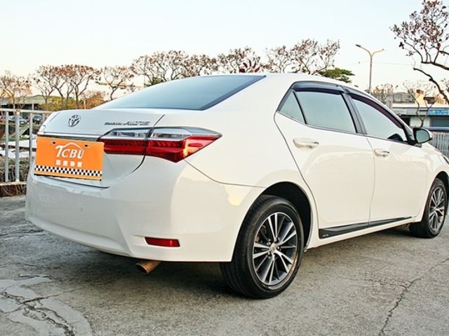 Toyota ALTIS  第3張相片