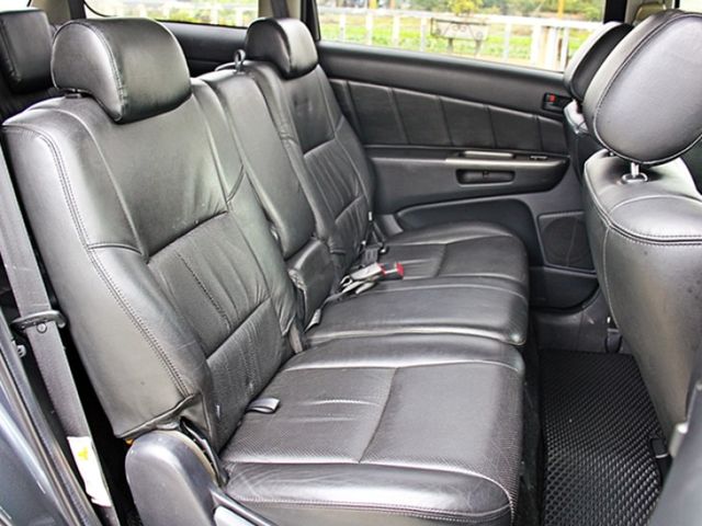 Toyota Wish  第14張相片