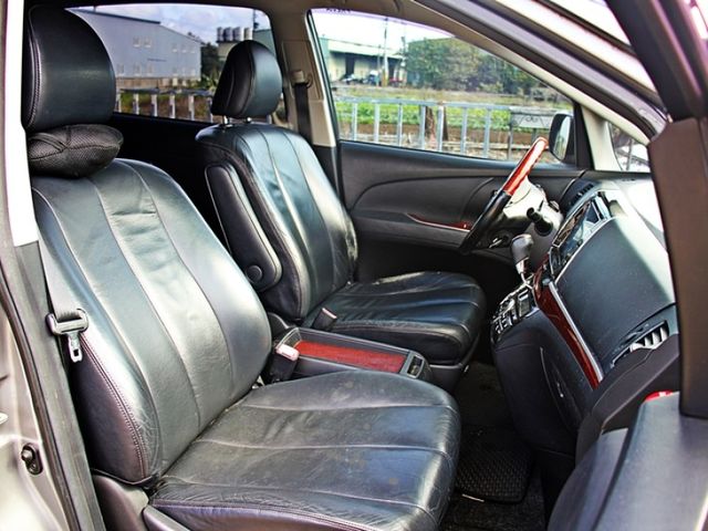 Toyota Previa  第10張相片