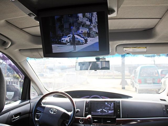 Toyota Previa  第19張相片