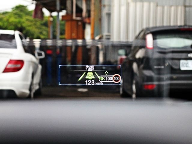 超帥絕版美車 美女闆娘一手車原廠保養無煙車 Boss音響 電動椅 自動輔助駕駛 車道徧移 I-Key 互聯網影音系統 盲點偵測 抬頭顯示器 防滑系統 霧燈 鋁圈  前後雷達內外氣氛超美 全車檢查整備完成無漏油待修???? 全額貸款低利分期輕鬆入主 SAVE認證美車 車況超優  歡迎來店賞車試乘  第22張相片