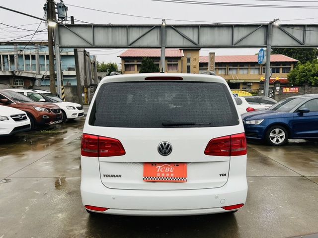 Volkswagen 福斯 Touran  第4張相片