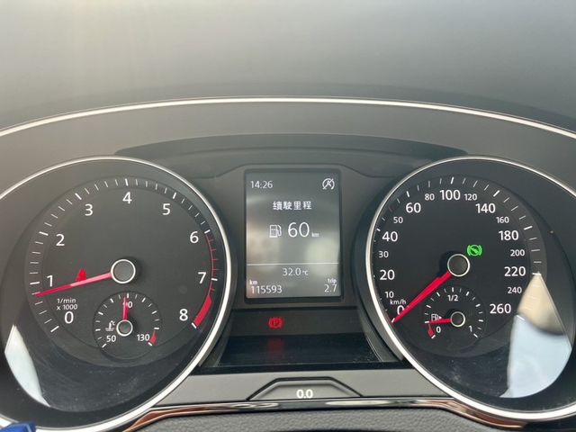 Volkswagen 福斯 Passat  第11張相片