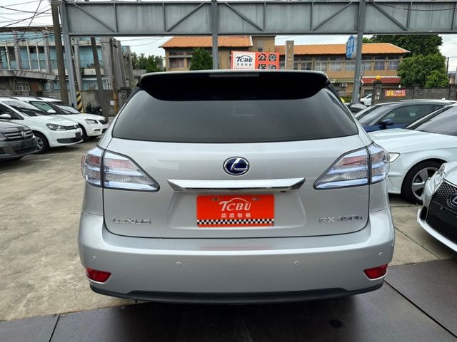 Lexus RX  第8張相片