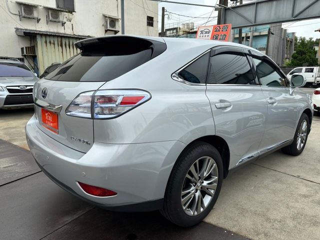 Lexus RX  第9張相片